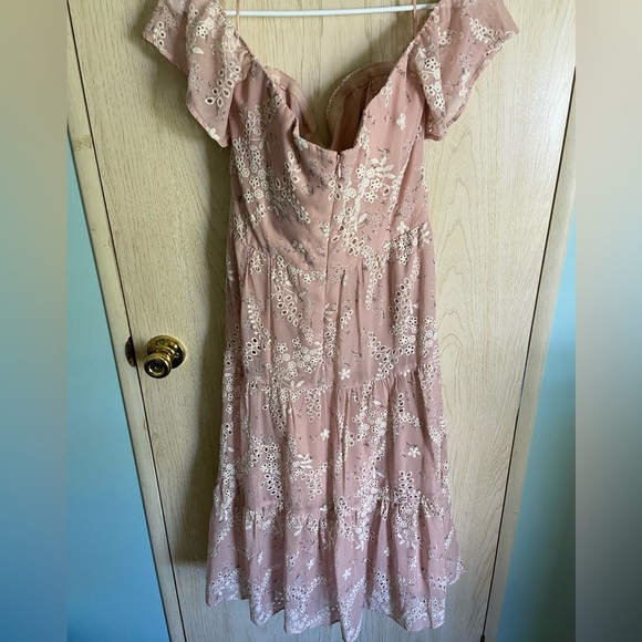 Dress the Population Women's River Fit & Flare Midi Dress Blush Multi Eyelet XXL - Picture 13 of 16